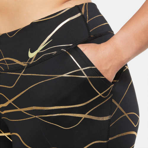 Modern hosszú sportos Nike nadrág