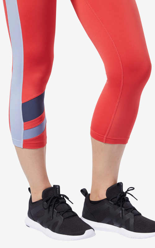 Reebok középső lábszárhosszú sport leggings