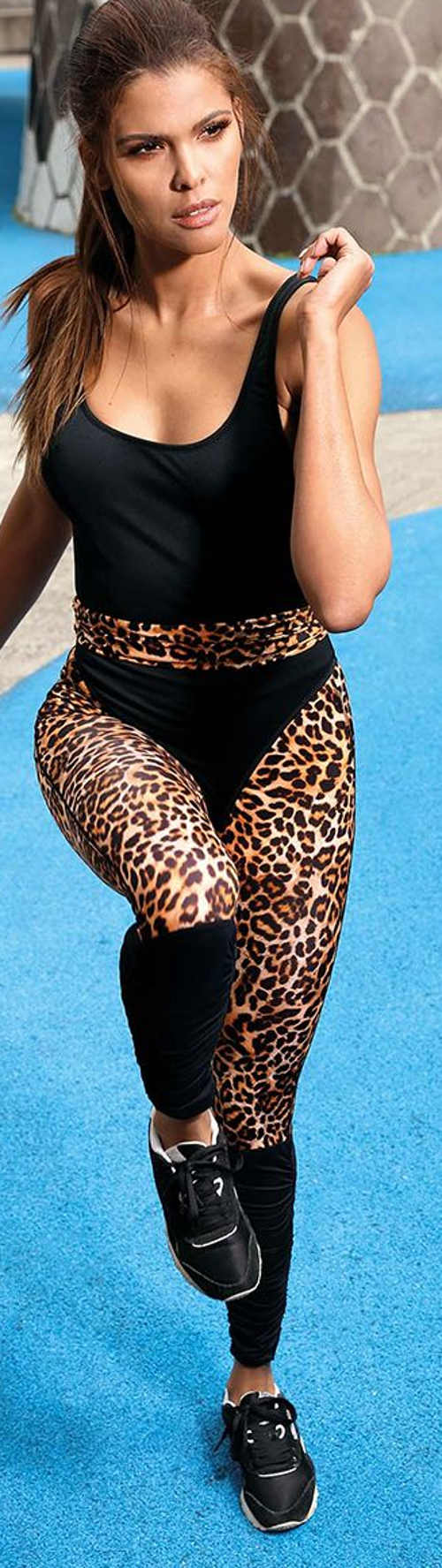 Színes leopárd leggings edzéshez