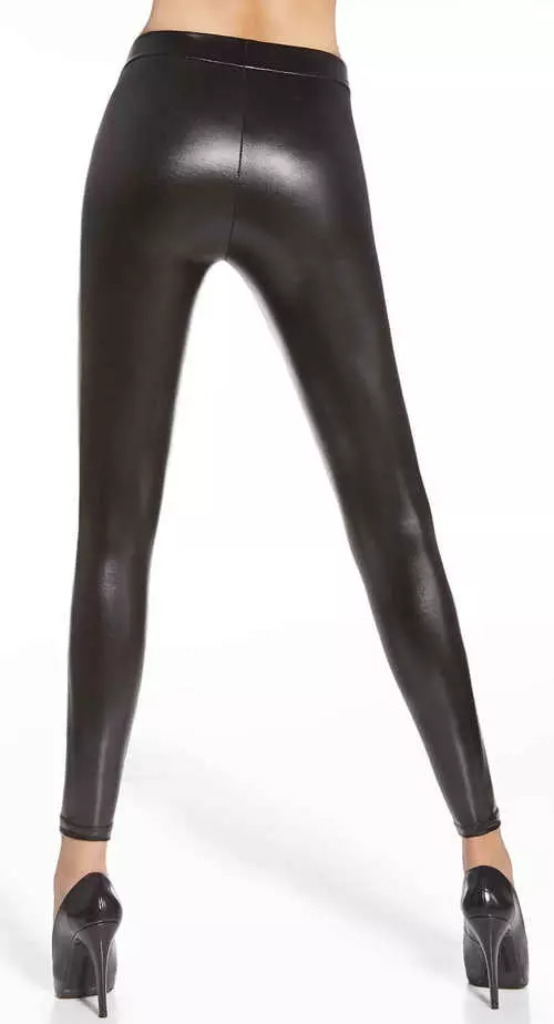Csábító fekete latex leggings