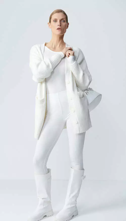 Fehér női leggings bordás trikóból készült bordázott trikó kötött anyagból
